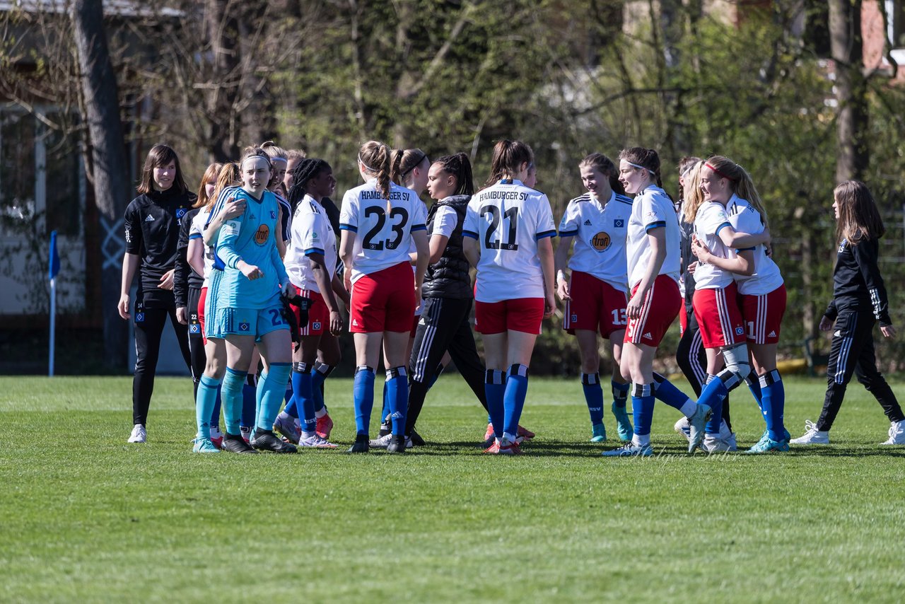 Bild 321 - wBJ Hamburger SV - WfL Wolfsburg : Ergebnis: 2:1